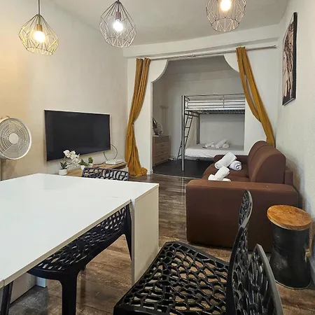 Droite 8 Pers Vecchia Super Wifi Nizza